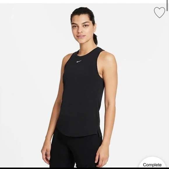 Nike Running Shorts & Tank Top Bundle Set (3 Pieces) Women’s Size Small NWT